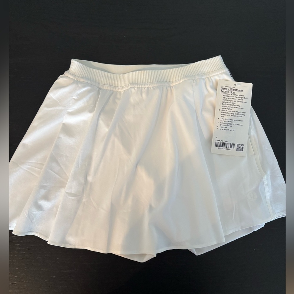 Lululemon white athletic skirt